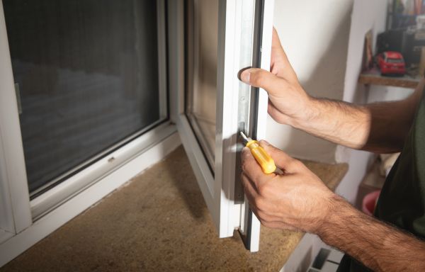 Dual Pane Window Repair in Blue Springs