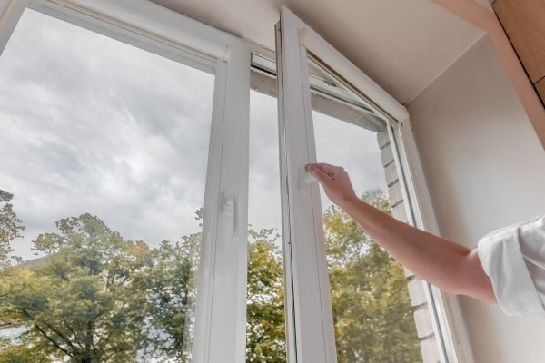 Vinyl Window Repair in Blue Springs