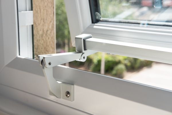 Cost of Hinged Window Repair in Blue Springs